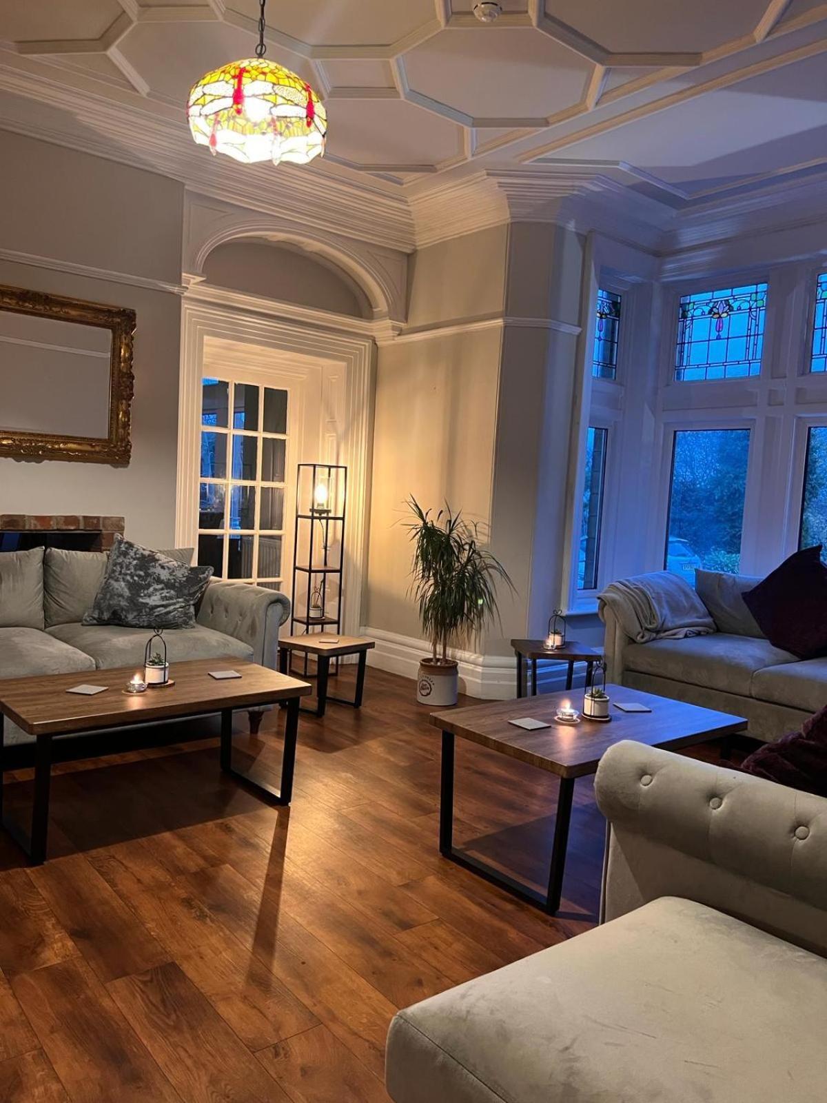 Heath Cottage Hotel & Restaurant Dewsbury Esterno foto
