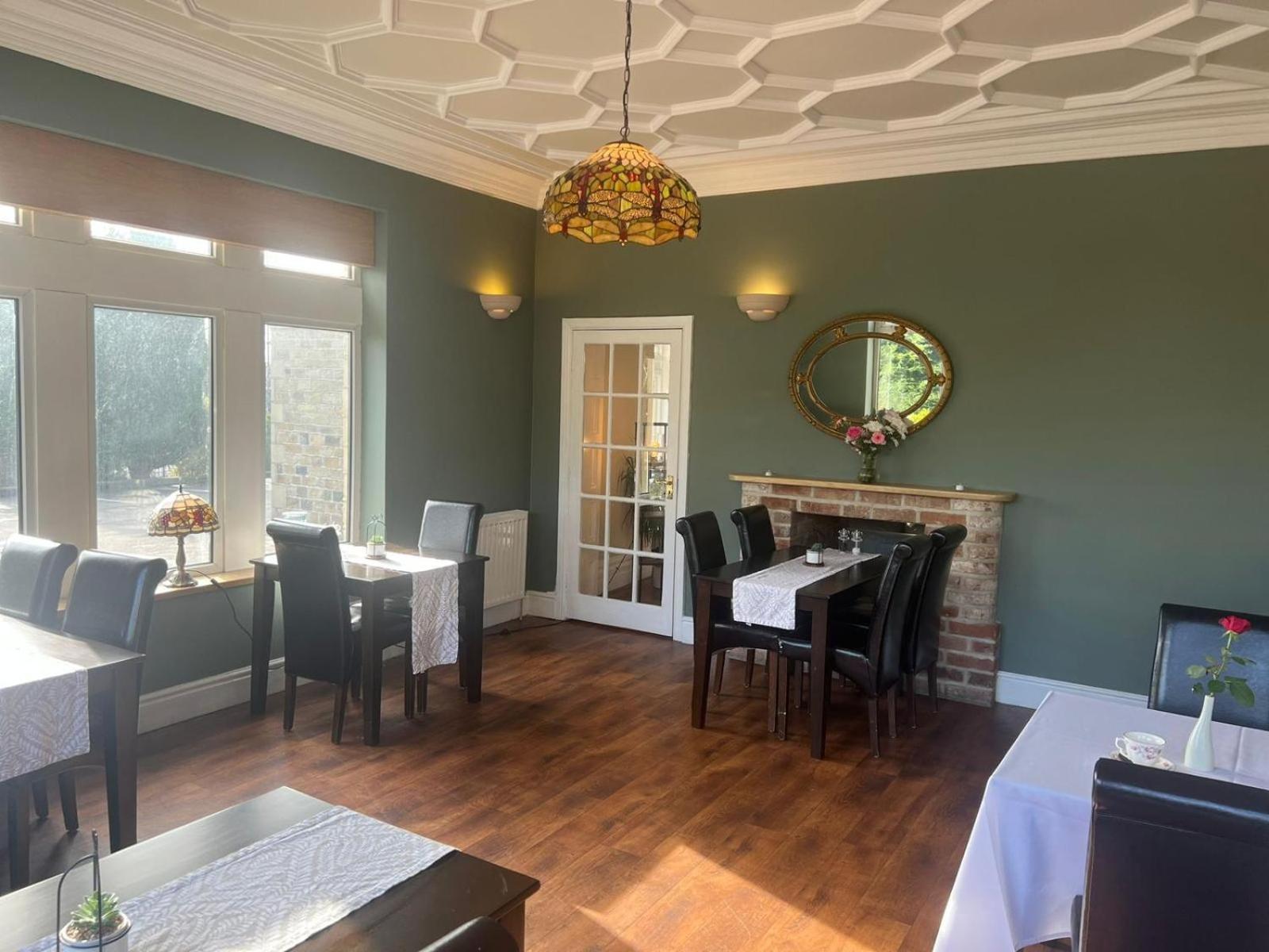 Heath Cottage Hotel & Restaurant Dewsbury Esterno foto