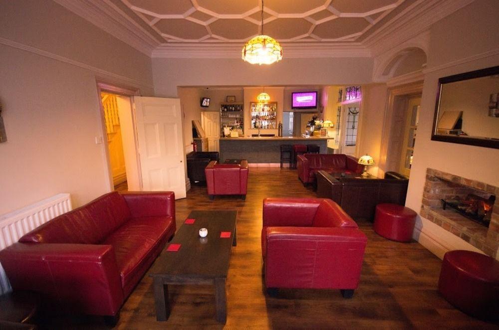 Heath Cottage Hotel & Restaurant Dewsbury Esterno foto