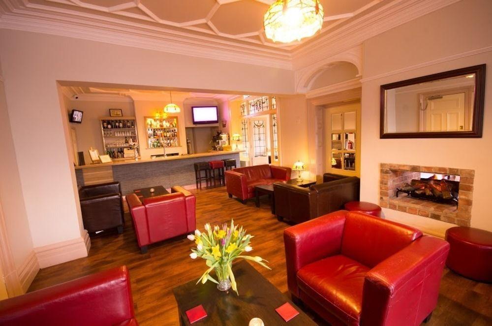 Heath Cottage Hotel & Restaurant Dewsbury Esterno foto